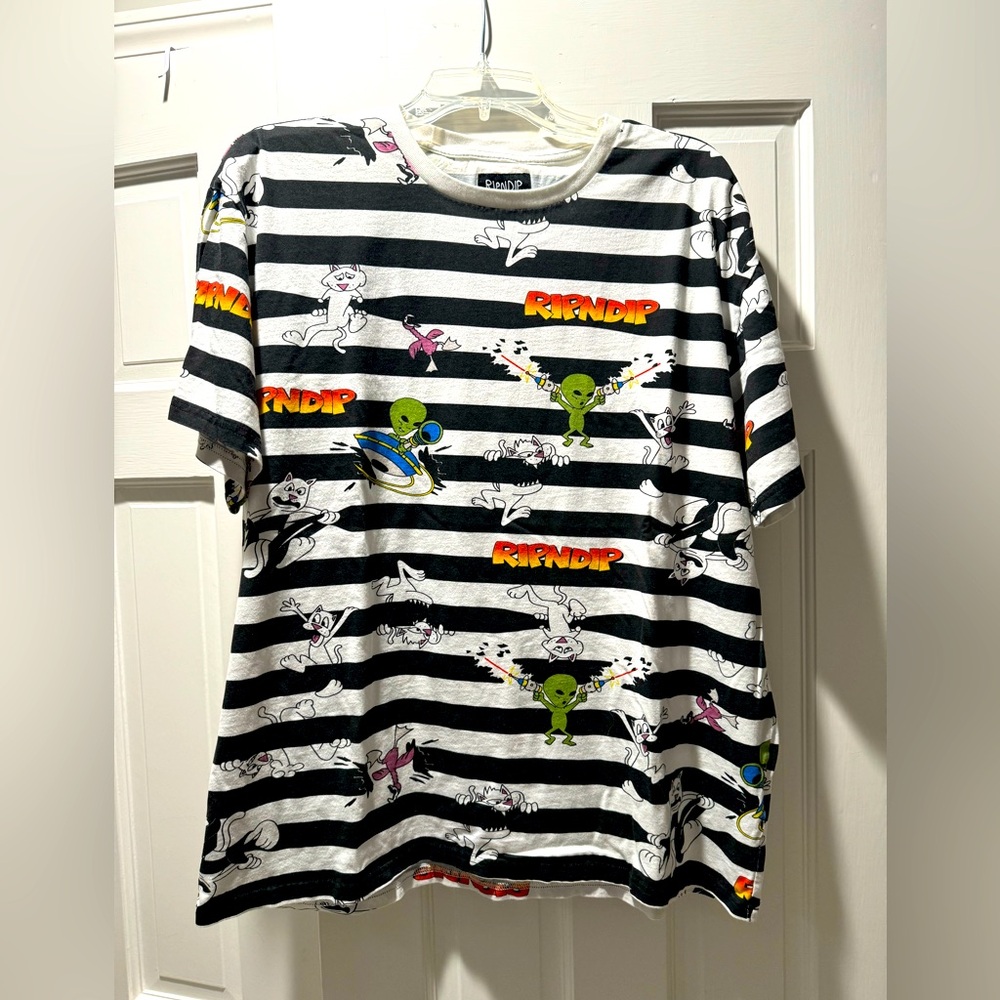 Rip n dip t-shirt size L